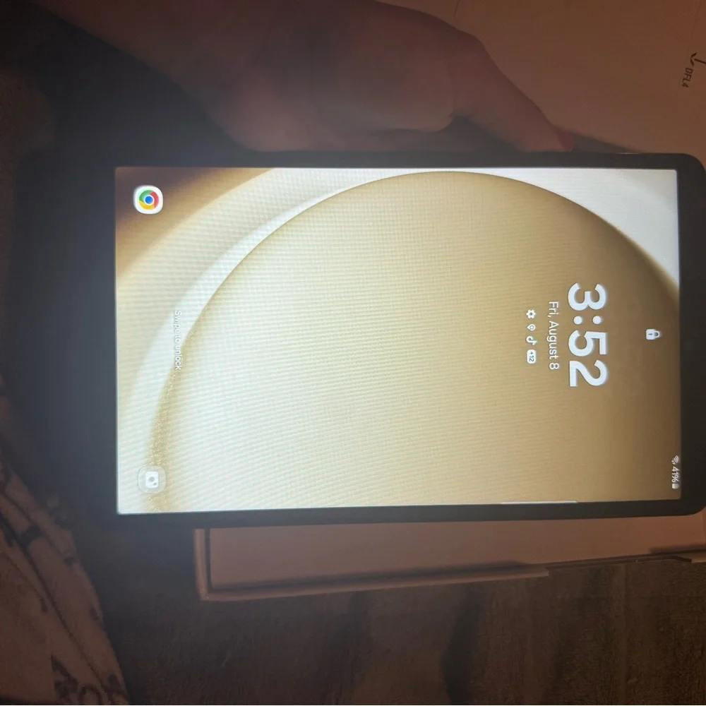 Samsung Tablet in Sleek Black